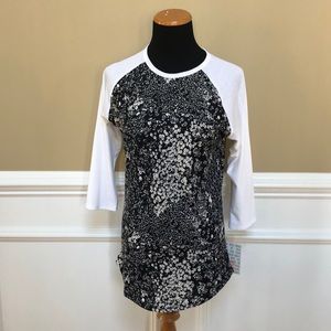 LulaRoe Randy Tee- New